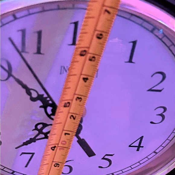 Ingraham® battery operated clock! - Picture 3 of 7